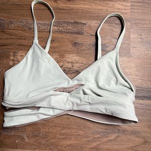 lululemon cross bra